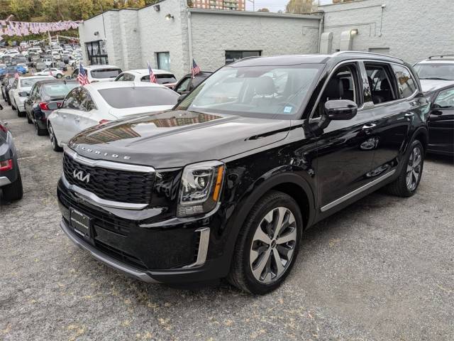 2022 Kia Telluride S AWD photo