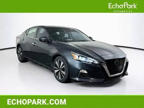 2022 Nissan Altima 2.5 SV FWD photo