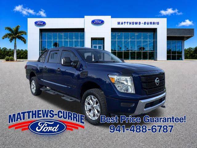 2021 Nissan Titan XD SV 4WD photo