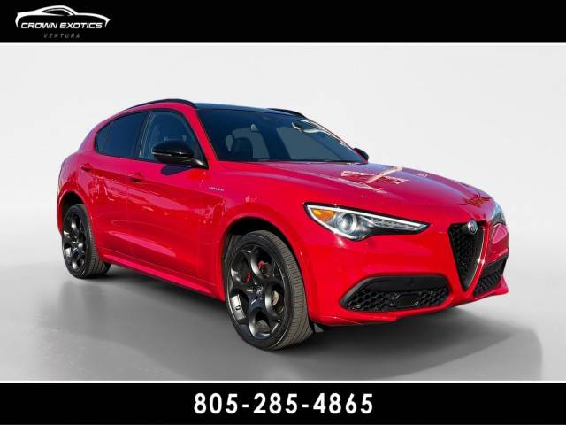 2022 Alfa Romeo Stelvio Veloce AWD photo