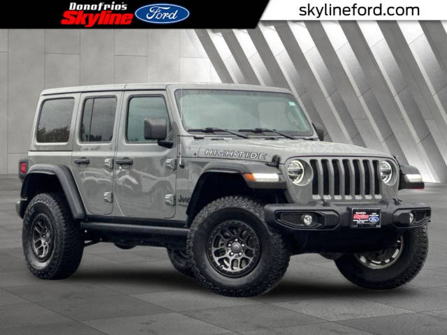 2022 Jeep Wrangler Unlimited Unlimited High Tide 4WD photo