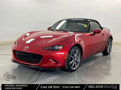 2016 Mazda MX-5 Miata Grand Touring RWD photo