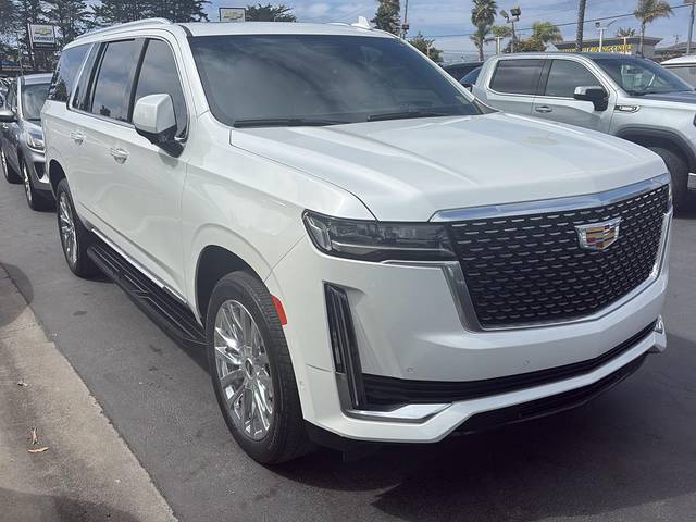 2022 Cadillac Escalade ESV Premium Luxury 4WD photo