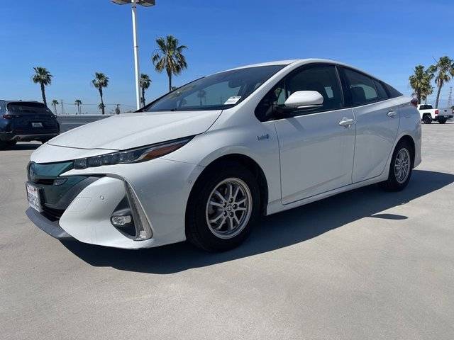 2019 Toyota Prius Prime Advanced FWD photo