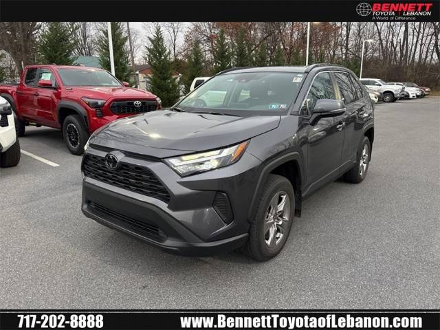 2022 Toyota RAV4 XLE AWD photo