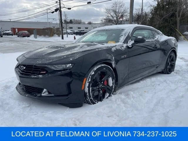 2022 Chevrolet Camaro LT1 RWD photo