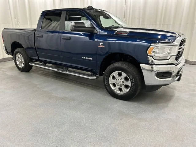 2022 Ram 3500 Big Horn 4WD photo