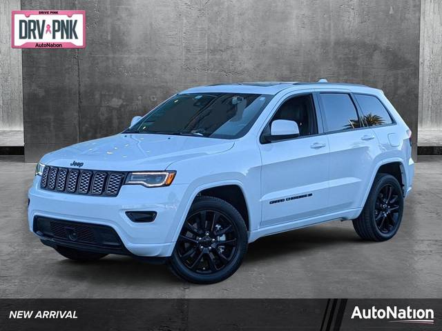 2022 Jeep Grand Cherokee Laredo X 4WD photo