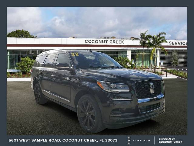 2022 Lincoln Navigator Reserve 4WD photo