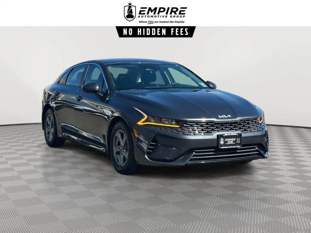 2022 Kia K5 LXS FWD photo