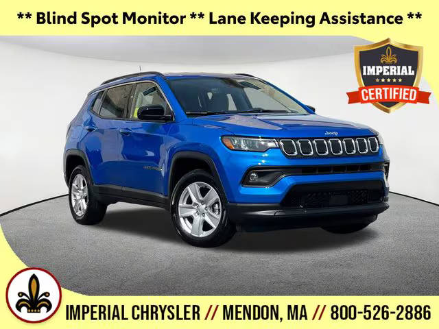 2022 Jeep Compass Latitude 4WD photo