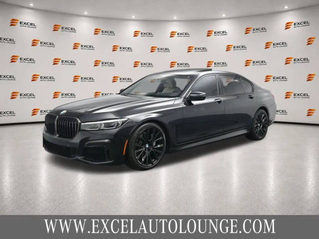 2022 BMW 7 Series 740i RWD photo
