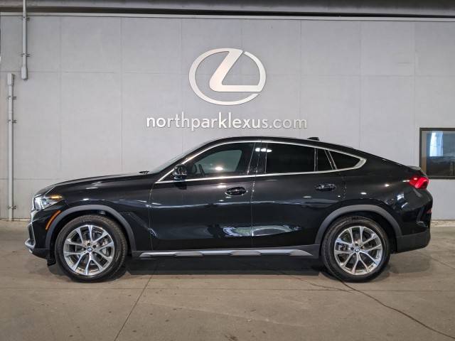 2022 BMW X6 xDrive40i AWD photo