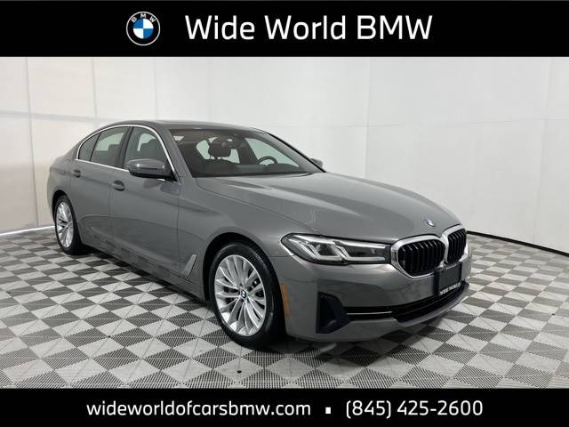 2022 BMW 5 Series 530i xDrive AWD photo