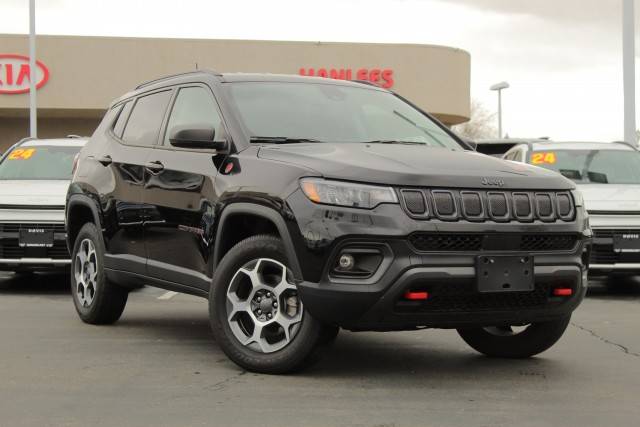 2022 Jeep Compass Trailhawk 4WD photo