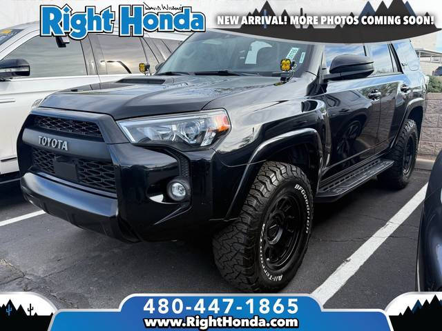 2022 Toyota 4Runner TRD Pro 4WD photo