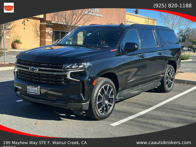 2022 Chevrolet Suburban RST RWD photo