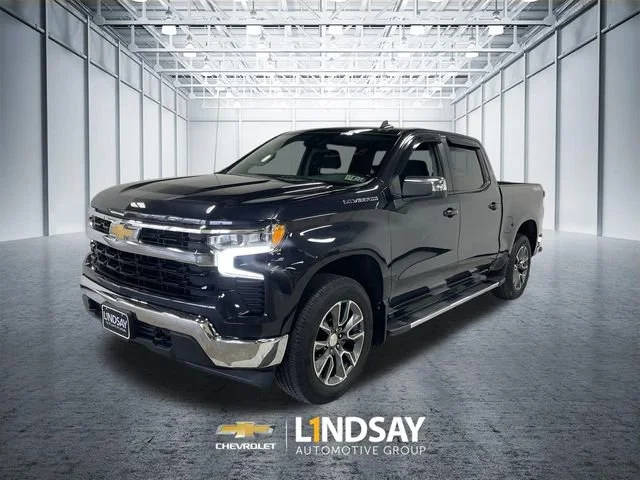 2022 Chevrolet Silverado 1500 LT 4WD photo