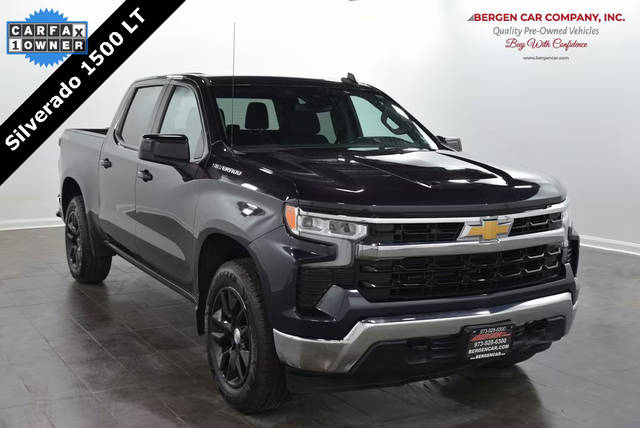 2022 Chevrolet Silverado 1500 LT 4WD photo