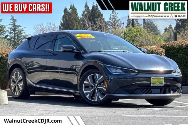 2022 Kia EV6 Light RWD photo