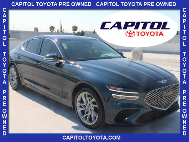 2022 Genesis G70 2.0T RWD photo