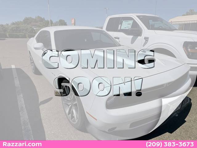 2022 Dodge Challenger R/T RWD photo