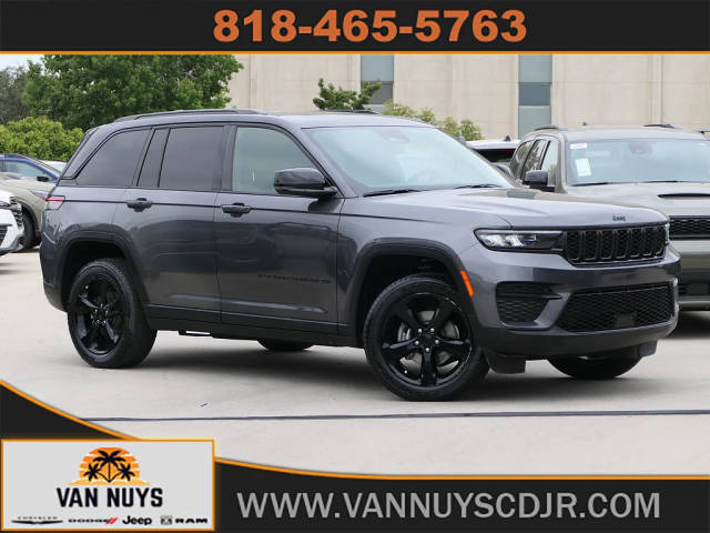 2022 Jeep Grand Cherokee Altitude 4WD photo