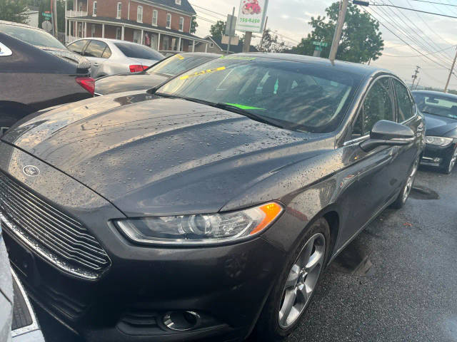 2015 Ford Fusion SE FWD photo
