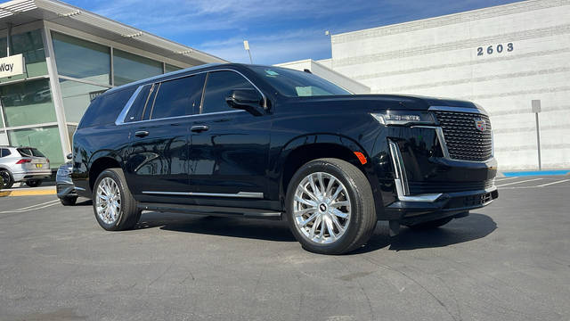 2022 Cadillac Escalade ESV Premium Luxury 4WD photo