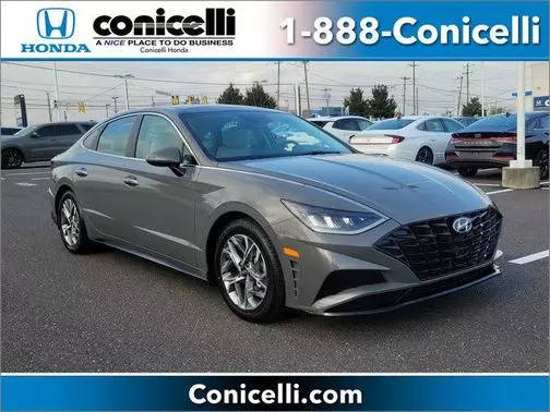 2022 Hyundai Sonata SEL FWD photo