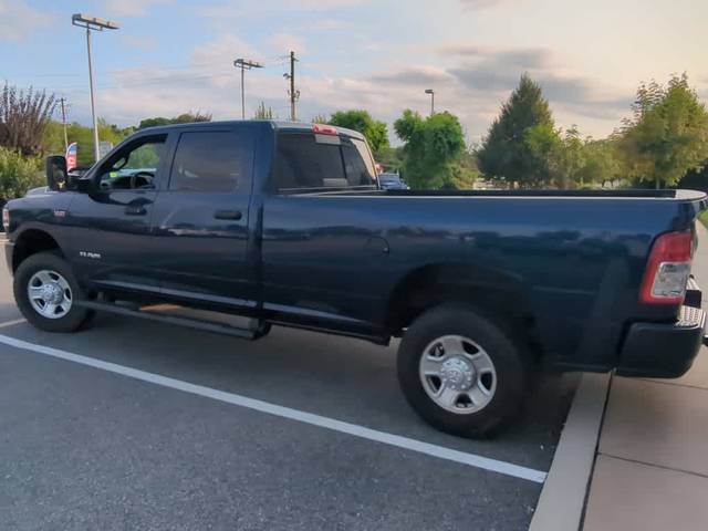 2022 Ram 3500 Tradesman 4WD photo