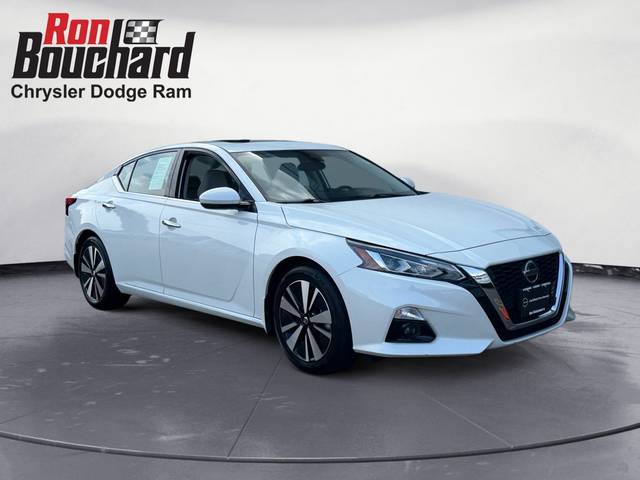 2022 Nissan Altima 2.5 SL FWD photo