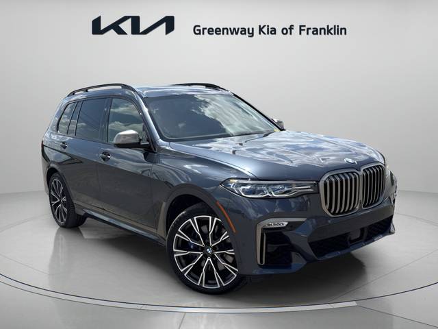 2022 BMW X7 M50i AWD photo