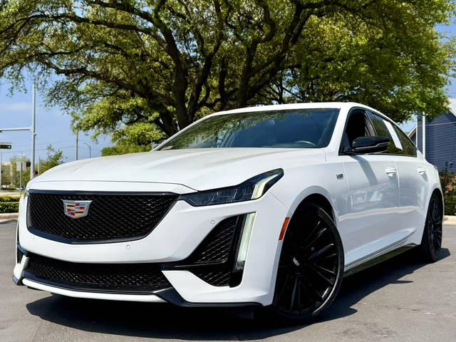 2022 Cadillac CT5  RWD photo