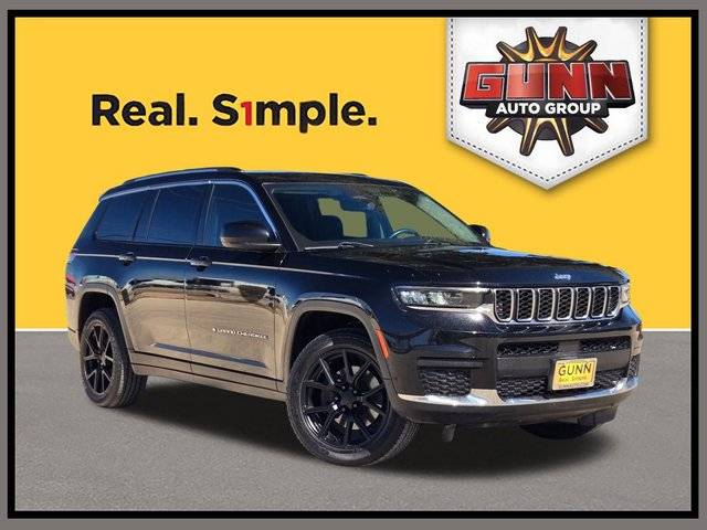 2022 Jeep Grand Cherokee L Laredo 4WD photo