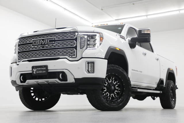 2022 GMC Sierra 3500HD Denali 4WD photo