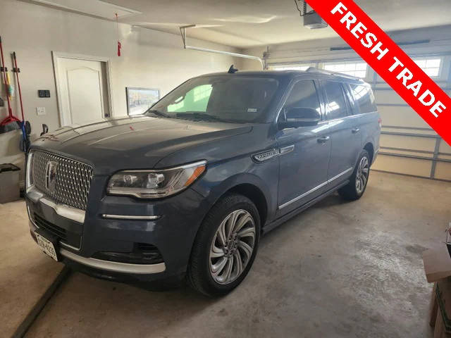 2022 Lincoln Navigator L Reserve RWD photo