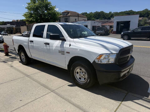 2022 Ram 1500 Tradesman 4WD photo