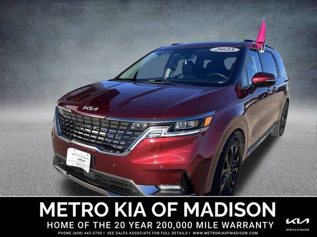 2023 Kia Carnival SX Prestige FWD photo