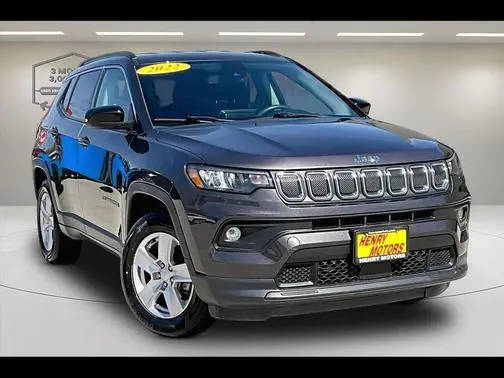 2022 Jeep Compass Latitude 4WD photo