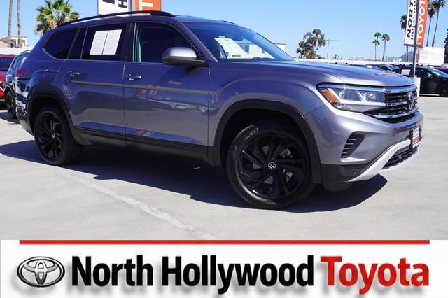 2022 Volkswagen Atlas 3.6L V6 SE w/Technology AWD photo