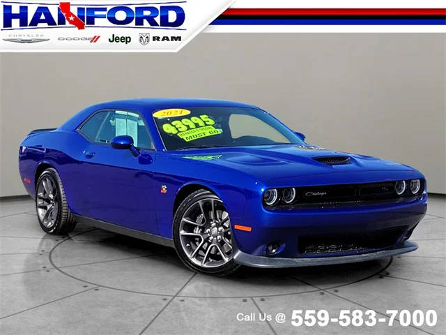 2022 Dodge Challenger R/T Scat Pack RWD photo