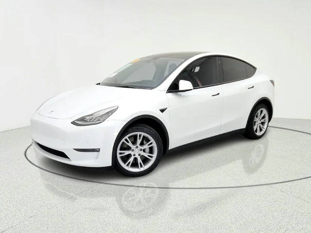 2022 Tesla Model Y Long Range AWD photo