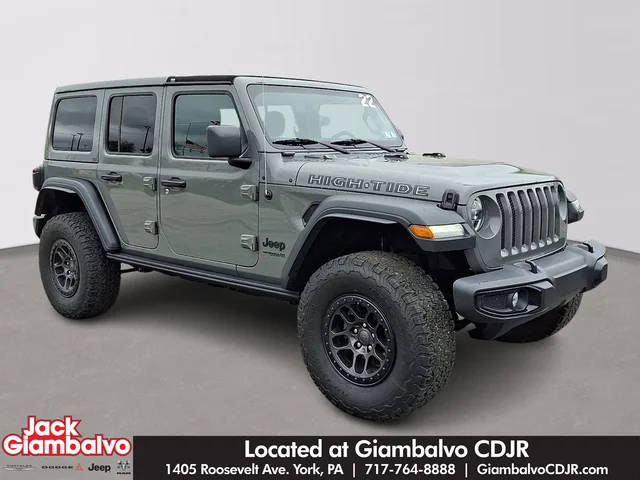 2022 Jeep Wrangler Unlimited Unlimited High Tide 4WD photo