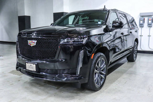 2022 Cadillac Escalade ESV Sport 4WD photo