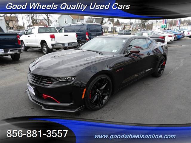 2022 Chevrolet Camaro 1LT RWD photo