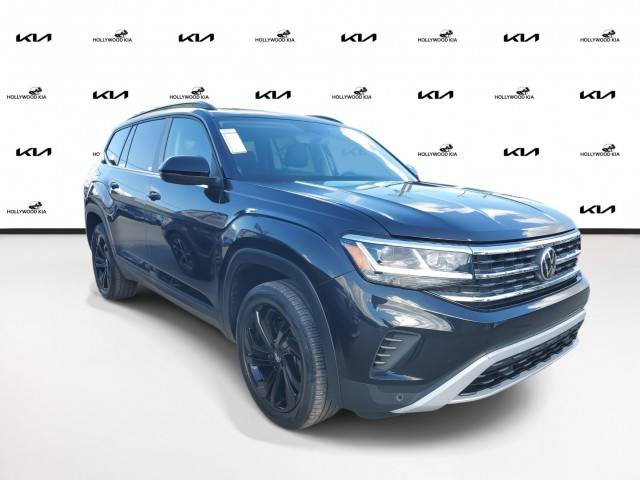 2022 Volkswagen Atlas 3.6L V6 SE w/Technology FWD photo