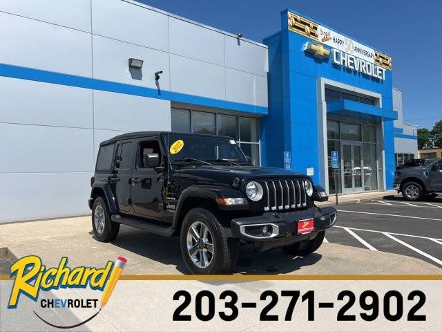2022 Jeep Wrangler Unlimited Unlimited Sahara 4WD photo