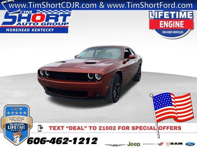 2022 Dodge Challenger SXT RWD photo