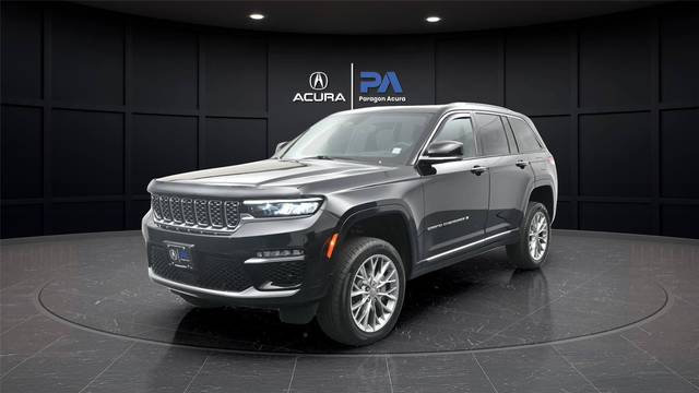 2022 Jeep Grand Cherokee Summit 4WD photo